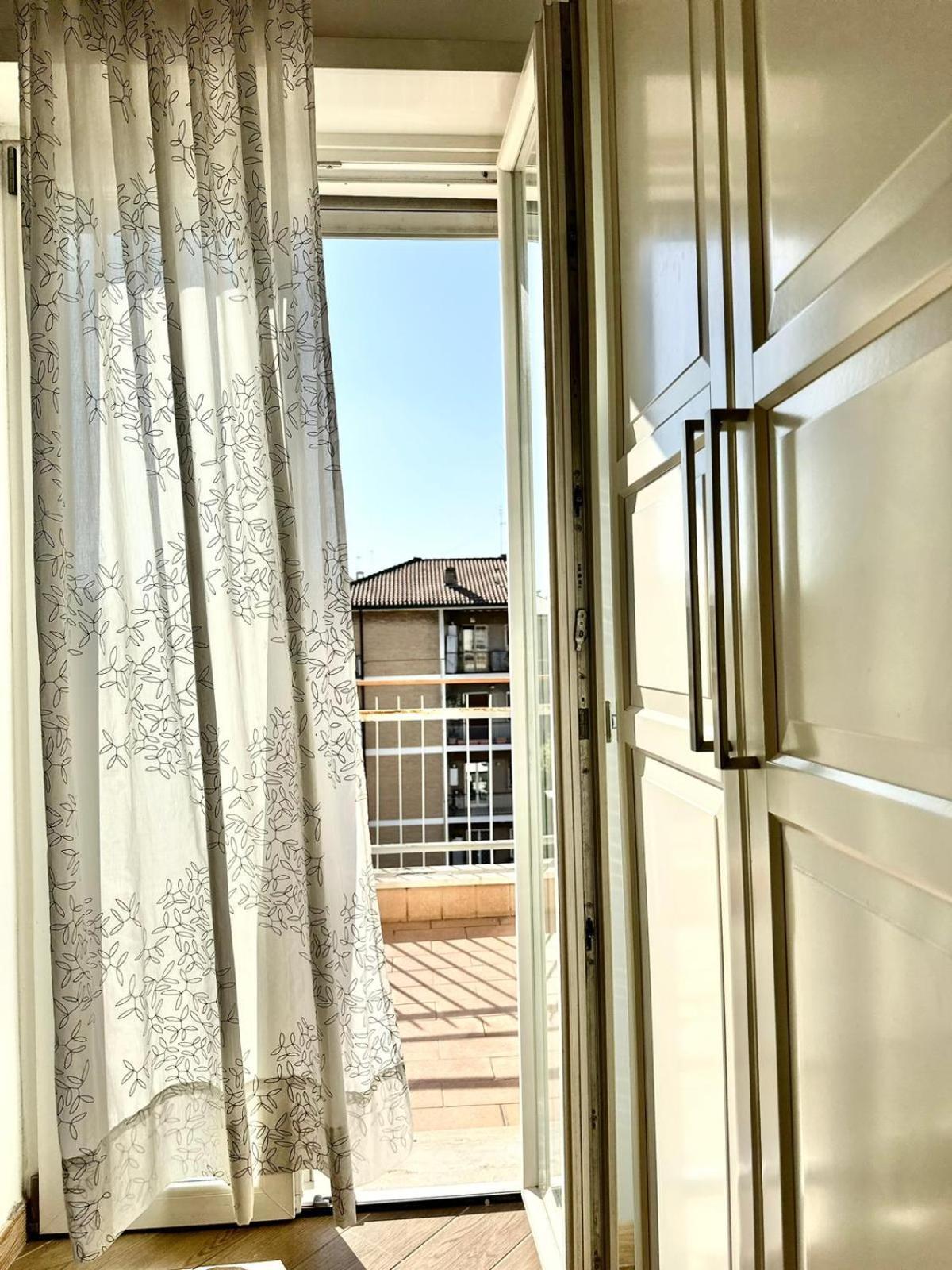 Terrazza Sul Parco Apartment Рим Екстериор снимка