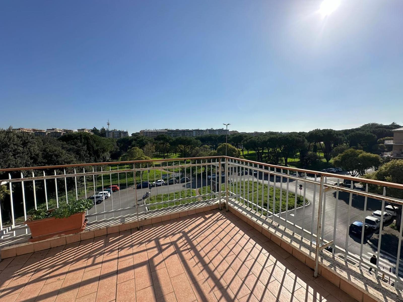 Terrazza Sul Parco Apartment Рим Екстериор снимка