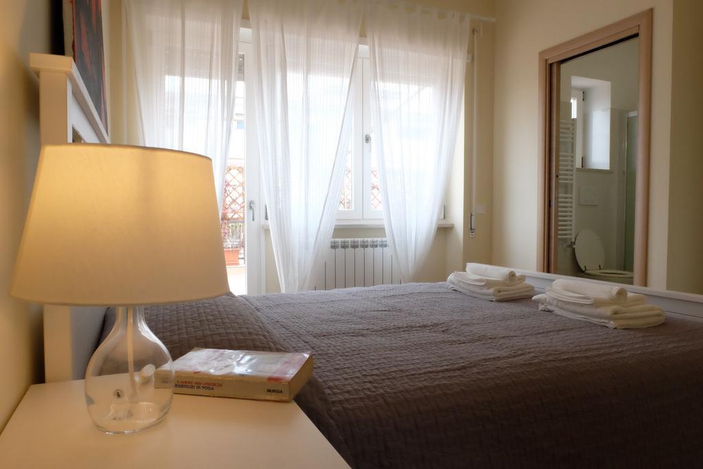 Terrazza Sul Parco Apartment Рим Екстериор снимка
